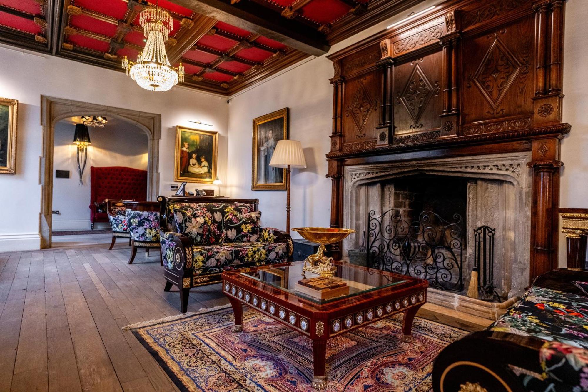 Weston Manor Hotel מראה חיצוני תמונה